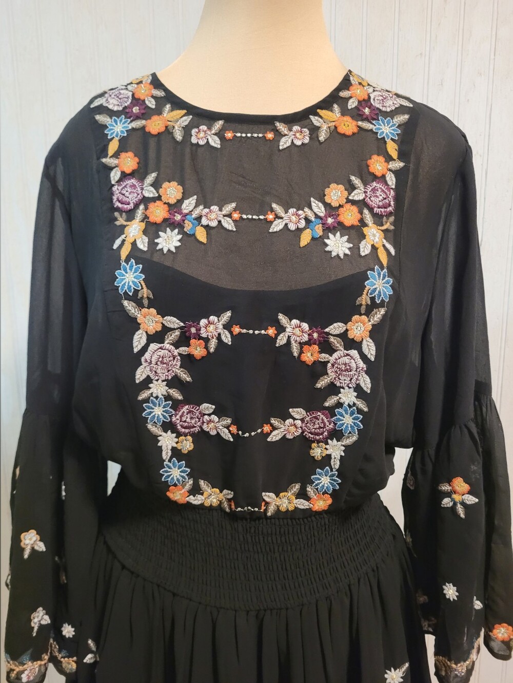 Anthropologie Maeve Anfisa Embroidered Bell Sleeve Dress Size 14 - Picture 5 of 15